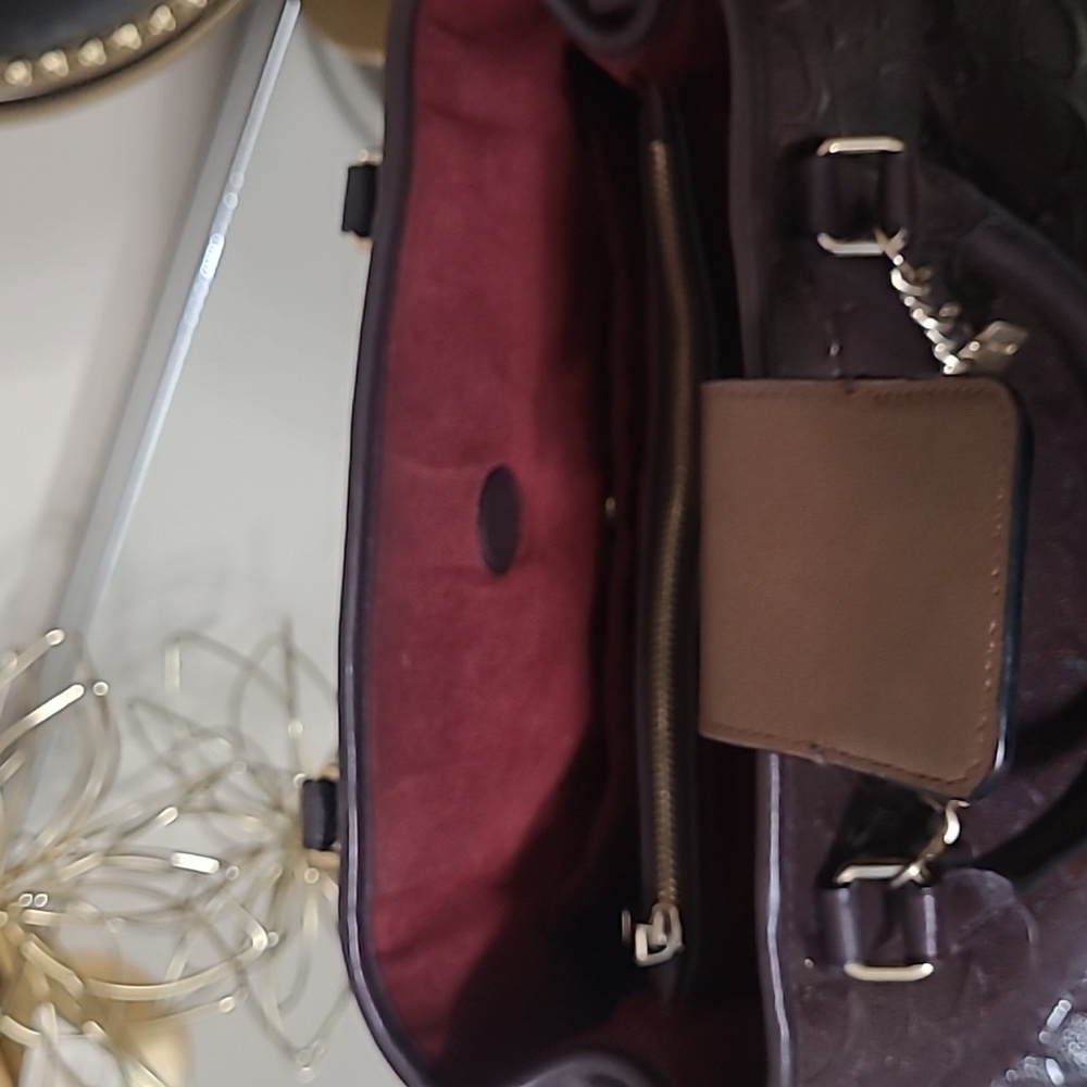 3 Piece Set Coach Signature Oxblood Margot Bag Crossover & 2 Matching Wallets - Picture 9 of 17